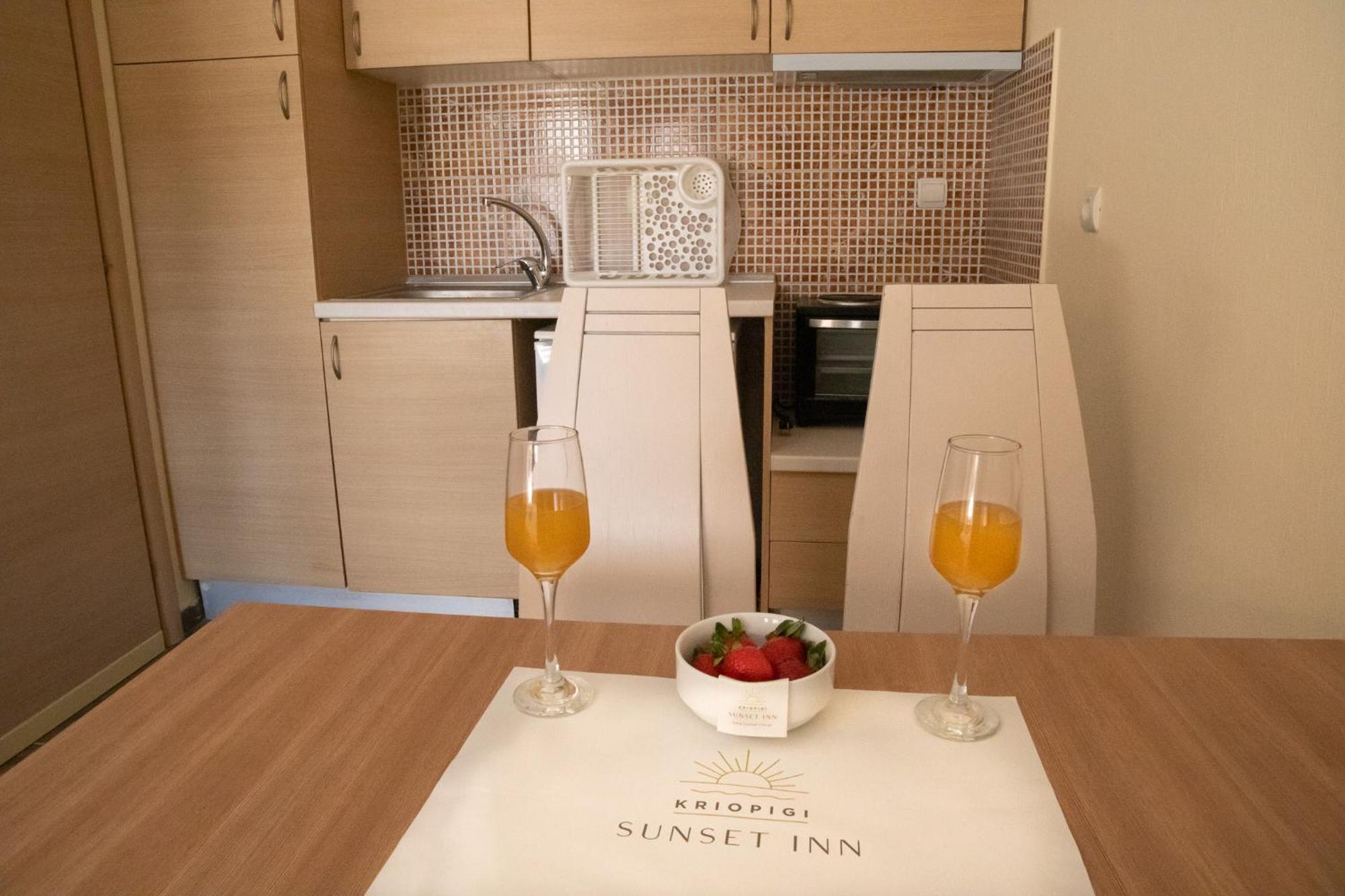 קריופיגי Sunset Inn מראה חיצוני תמונה